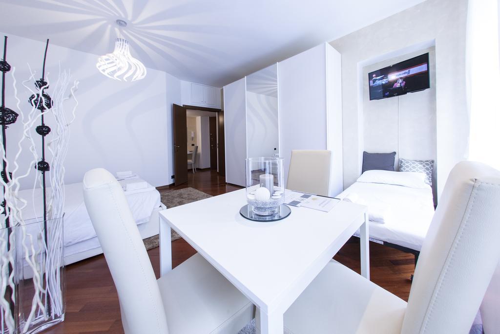 Hemeras Boutique Homes - Design Apartments In Milan Center Exteriör bild