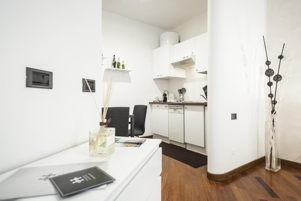 Hemeras Boutique Homes - Design Apartments In Milan Center Exteriör bild